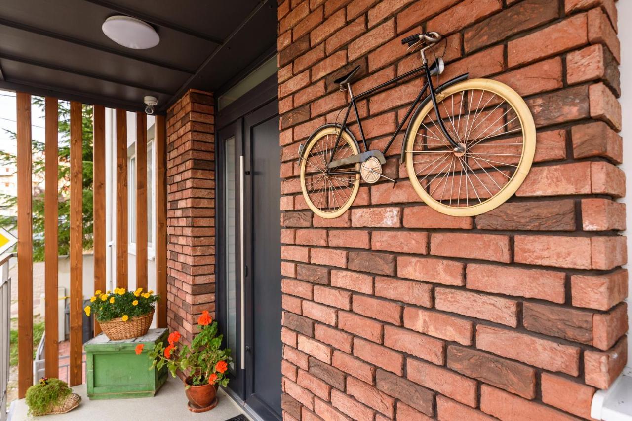 Tamtam Urban Aparthotel Cluj-Napoca Exterior foto